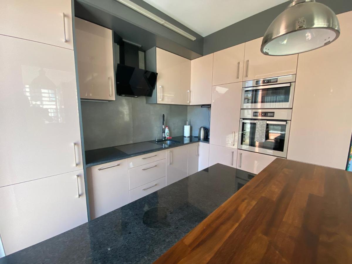 Apartament W Sercu Gdanska Z Parkingiem Podziemnym Bagian luar foto